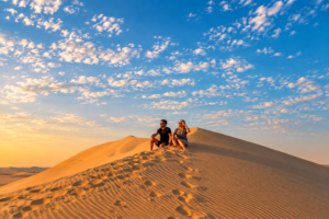 Desert hotel in Abu Dhabi at sunset – Western Hotel Liwa